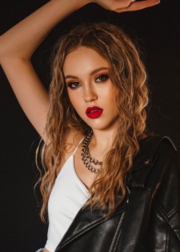 Оля, Г. Долгопрудный